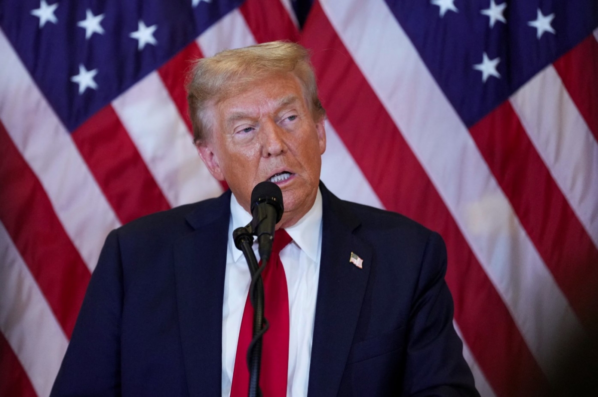 Tổng thống Trump tiết lộ Mỹ đang cân nhắc về việc chấm dứt trừng phạt Nga